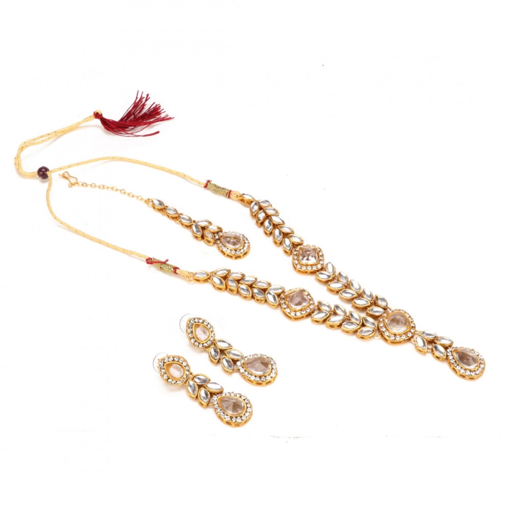 Gold Plated Traditional Kundan Necklace Set with Earrings and Maang Tikka - GillKart