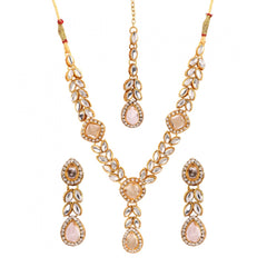 Gold Plated Traditional Kundan Necklace Set with Earrings and Maang Tikka - GillKart