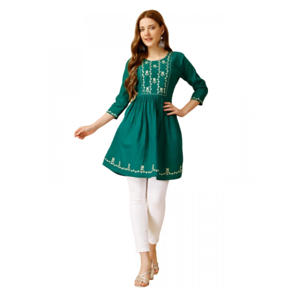 Women's Casual 3-4 th Sleeve Embroidered Rayon Tunic Top (Light Green) - GillKart