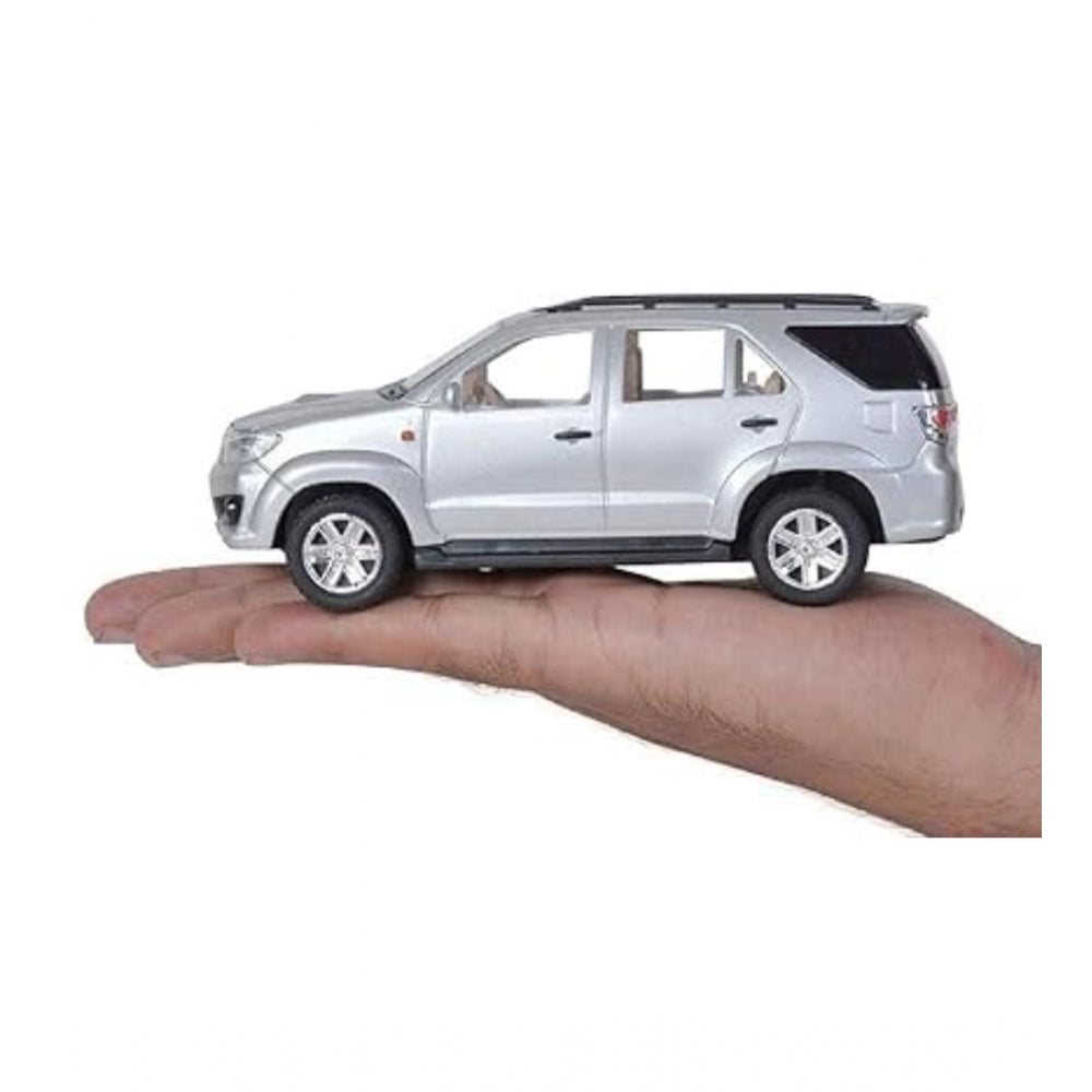 Plastic Fortuner Off Road Suv Miniature Pull Back (Assorted) - GillKart