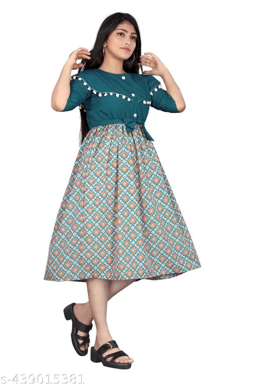 New stylish Trendy Kids Cute Stylus Girls Frocks & Dresses