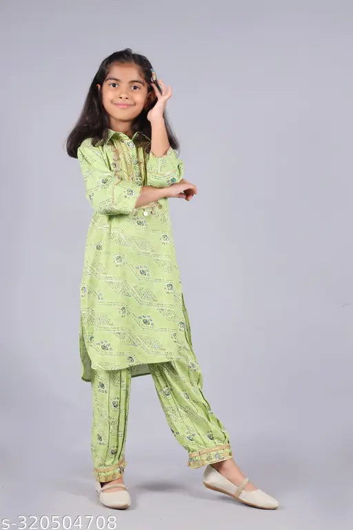 Misbis Girl's Rayon Printed kurta and Pyjama Set