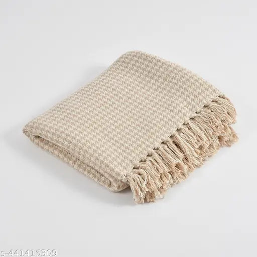 Sashaa World Beige extra fine plaid sofa throw