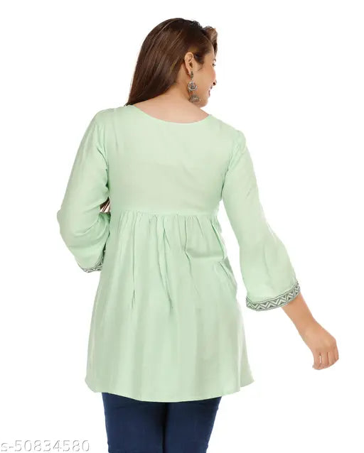 women Green casual Tops