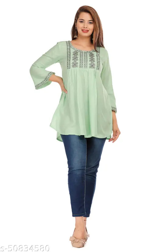 women Green casual Tops