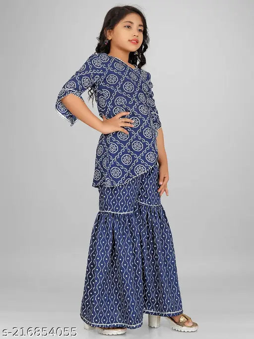 Nivudi Printed kurta & Sharara set