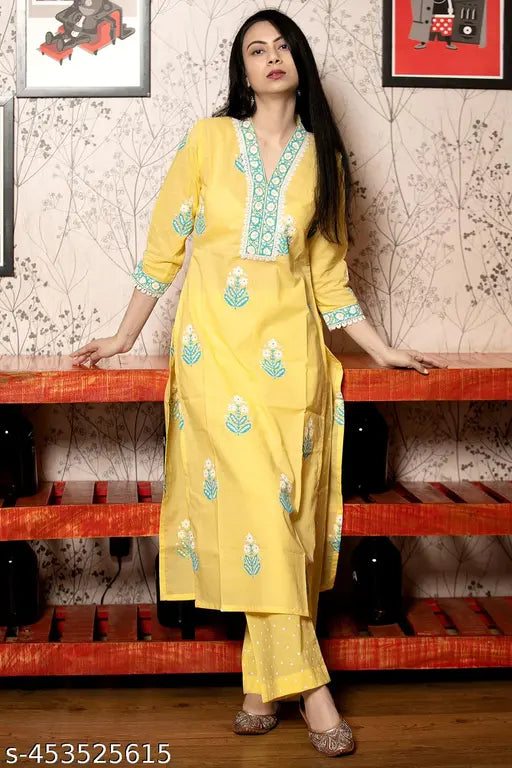 Shri Ram Women's Cotton Blend Straight Printed Kurta Set