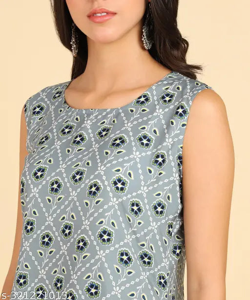 Women's Casual Wear Sleeveless Round Long Kurtis