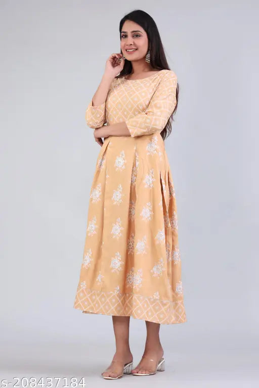 Saavi cream Kurtis