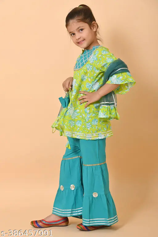 JEXPORT Floral Print Kurta, Sharara & Dupatta Set