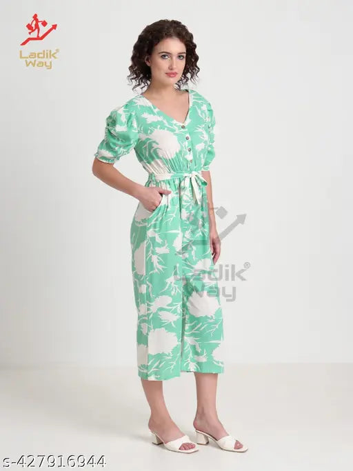 Trendy women Pista printed long stylish jumpsuit puff sleeves v-neck closure button jumpsuit womens Stylish One-Piece Outfit for Women, Modern Jumpsuit Design for Women, Women's Puff Sleeve Jumpsuit.