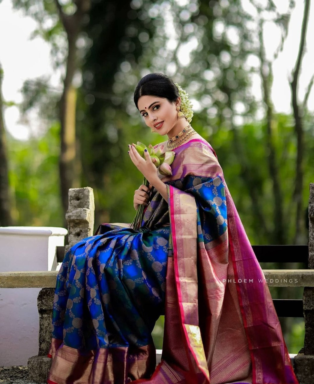 Saree Soft Banarasi Silk Handloom Woven Pallu And Rich Woven Border Blue - GillKart