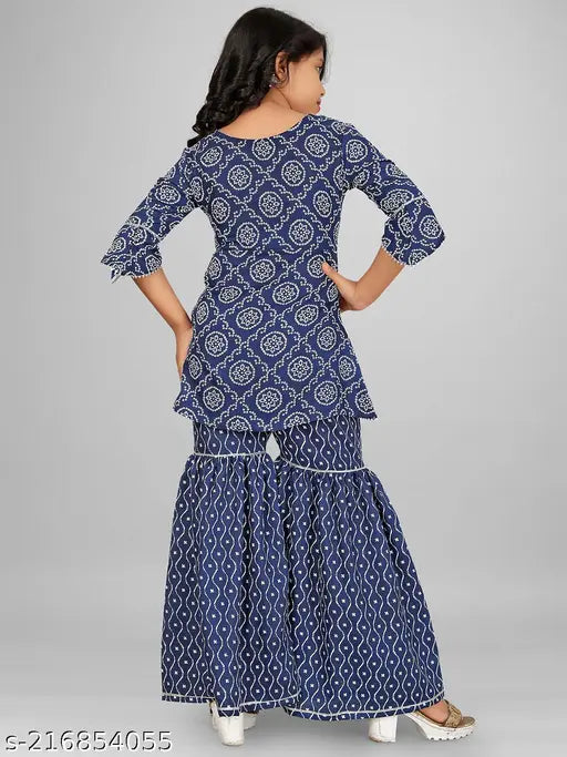 Nivudi Printed kurta & Sharara set