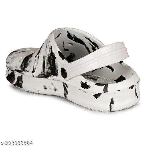 Boys & Girls Textured Clogs (White)