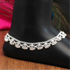 Women's Silver Color Rhinestone Anklets (Free Size: Upto 10&quot;) - GillKart